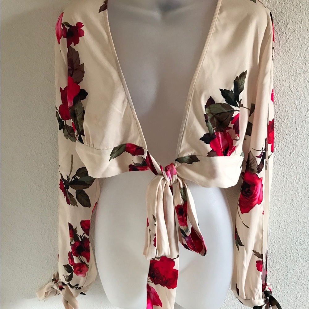 Rise Of Dawn Front Crop Top Size S/M